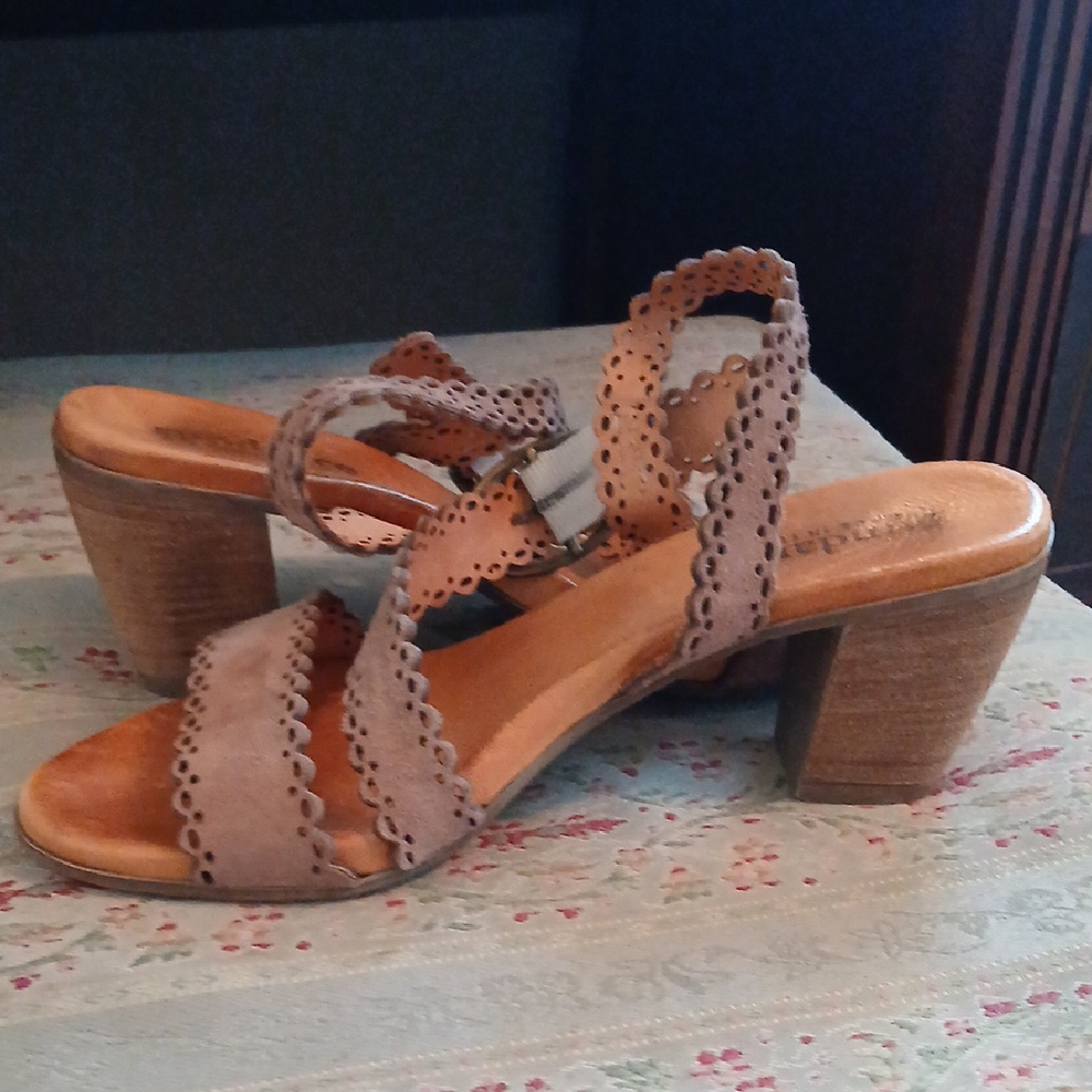 Sundance Leather Strappy Heeled Sandal